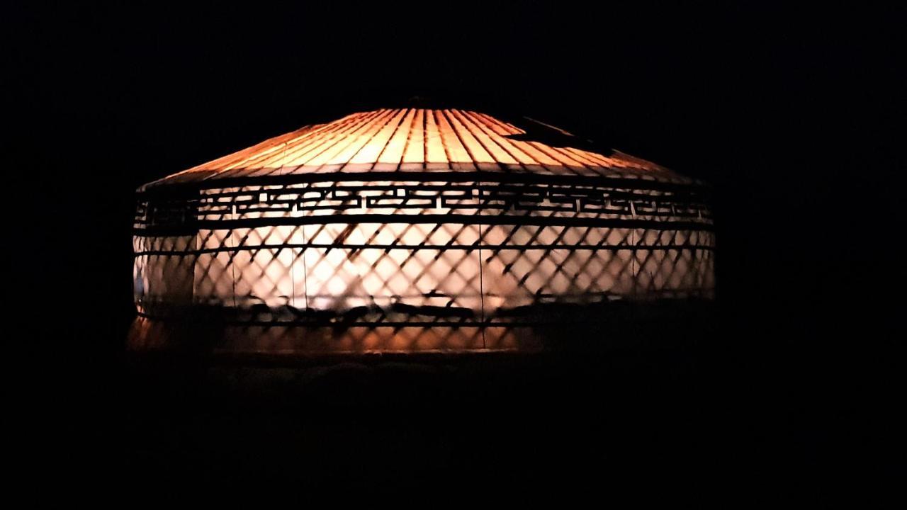 فندق Mongolische Jurte Im Art.Quartier Velgast المظهر الخارجي الصورة